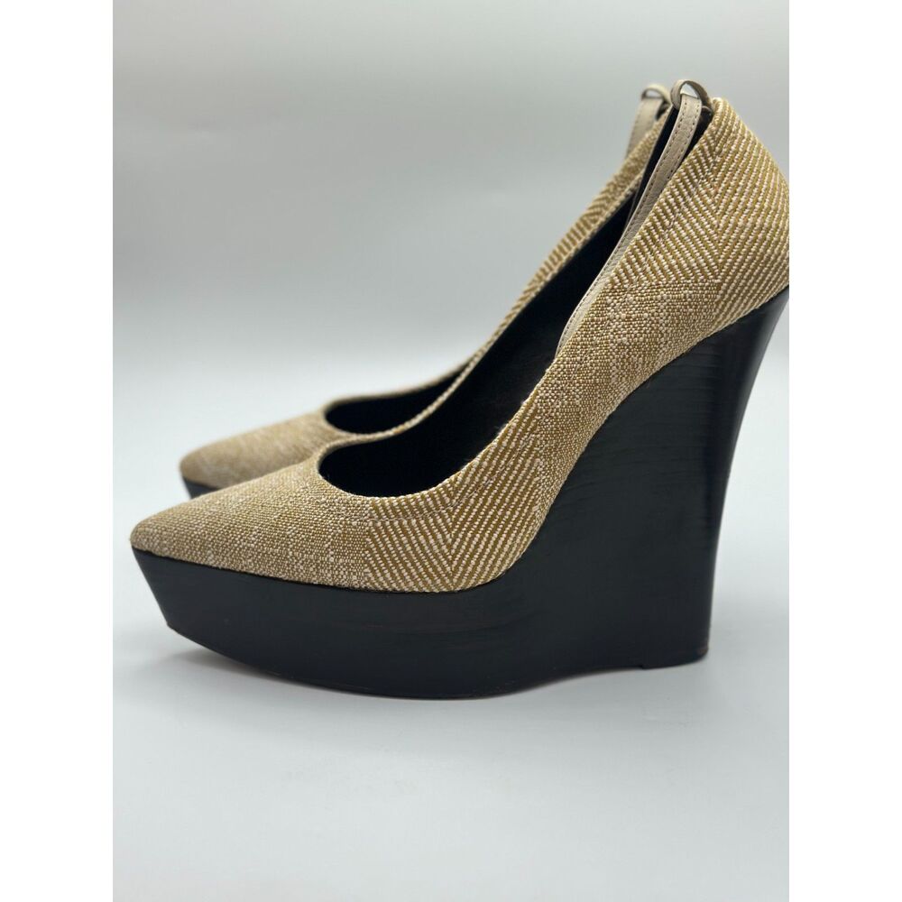 Burberry Tan Woven Platform Wedge Pumps Black Heels Sz 39